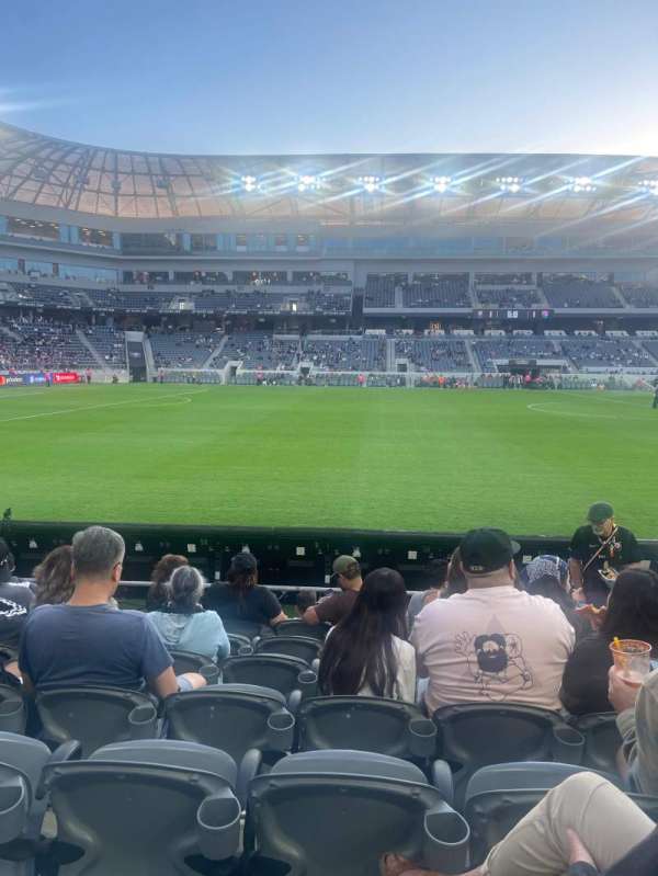 BMO Stadium, section: 115, row: G, seat: 13