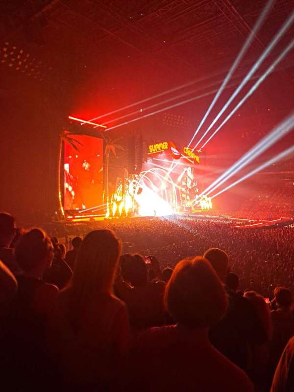 Paris La Défense Arena, section: 104, row: 19, seat: 8