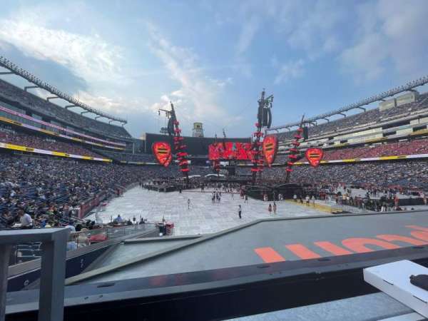 Gillette Stadium, section: 122, row: 18, seat: 23