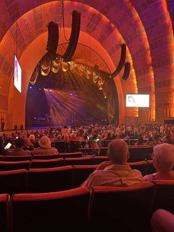 Radio City Music Hall, section: Orchestra 7, row: D, seat: 707