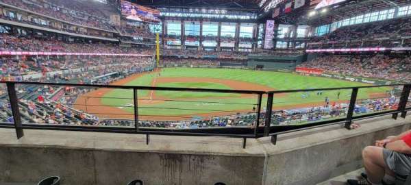 Globe Life Field, section: 117, row: 2, seat: 17
