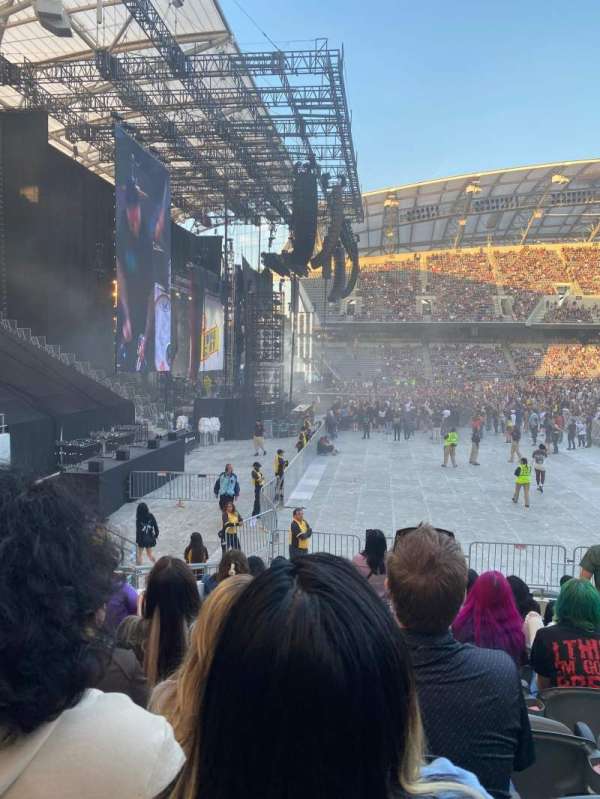 BMO Stadium, section: 135, row: K, seat: 5
