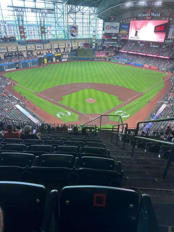 Daikin Park, section: 418, row: 9, seat: 22