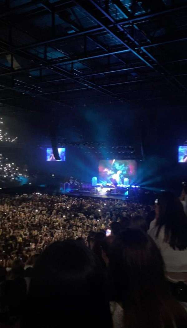 Ziggo Dome, section: 104, row: 11, seat: 122