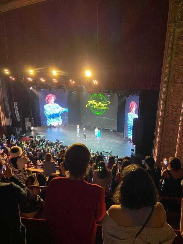 Chicago Theatre, section: BALCONY2R, row: C, seat: 218
