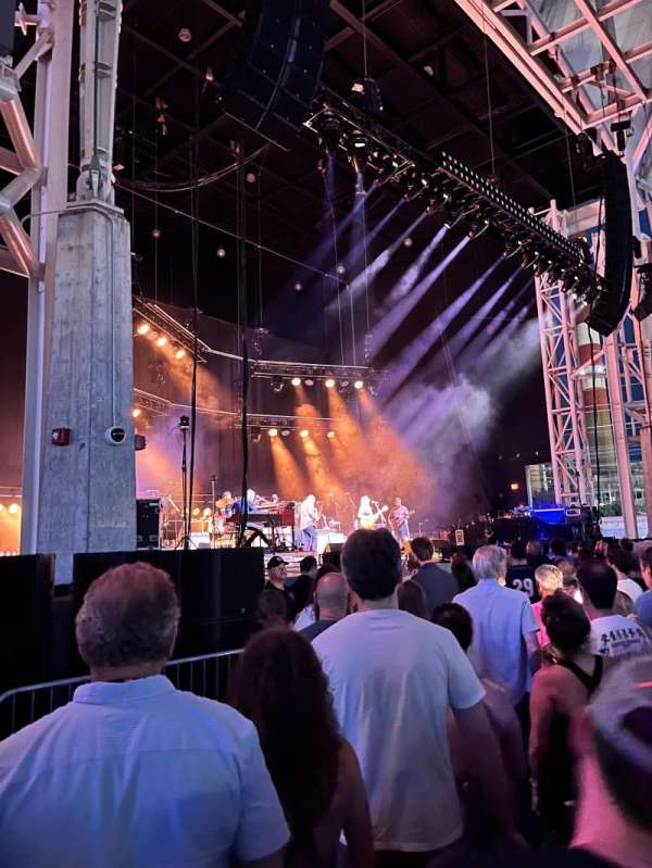 Hartford Healthcare Amphitheatre, section: 102, row: E, seat: 26
