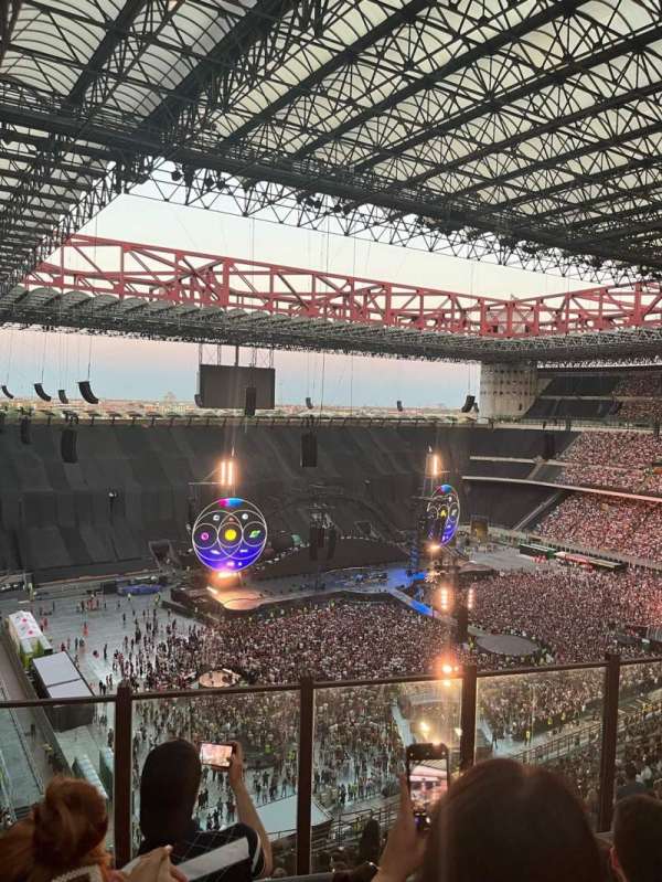 San Siro, section: 337, row: 5, seat: 20