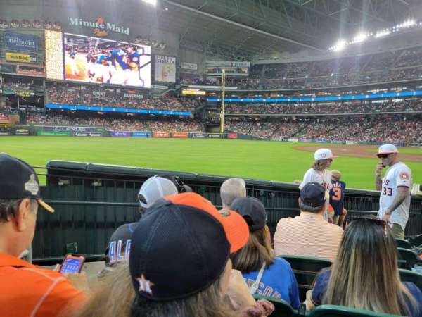 Daikin Park, section: 106, row: 13, seat: 5