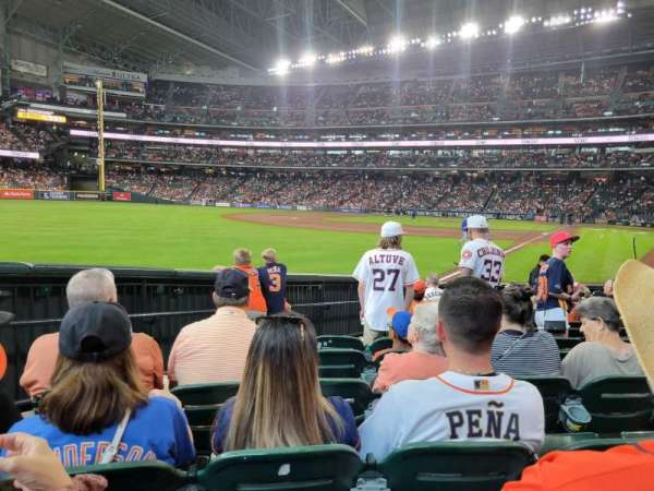 Daikin Park, section: 106, row: 13, seat: 5