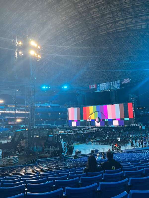 Rogers Centre, section: 116L, row: 29, seat: 109
