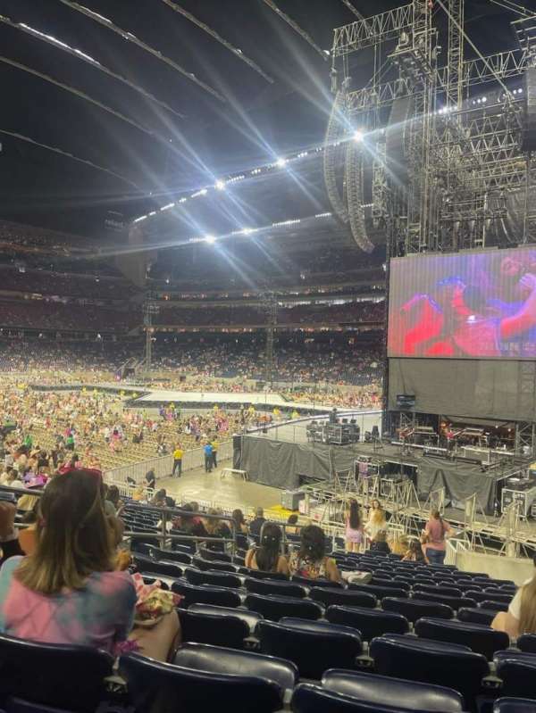 NRG Stadium, section: 121, row: T, seat: 10