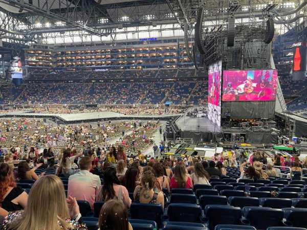 Ford Field, section: 130, row: 30, seat: 15