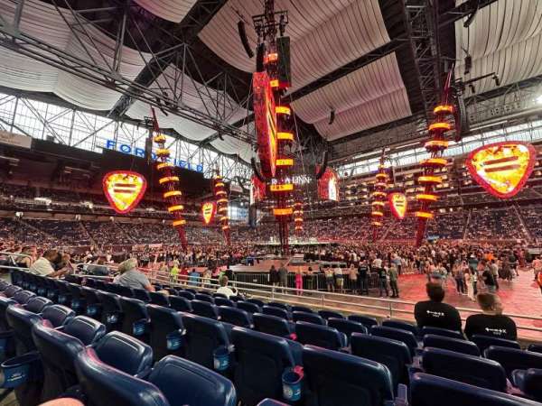 Ford Field, section: 129, row: 6, seat: 15