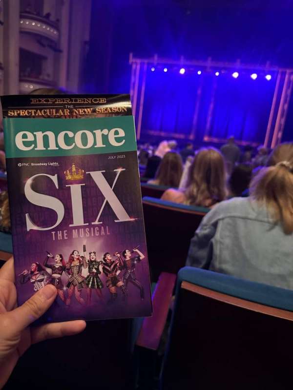 Belk theater, section: Orchestra Front C, row: R, seat: 305
