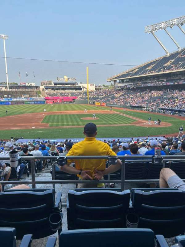 Kauffman Stadium, section: 221, row: CC, seat: 15