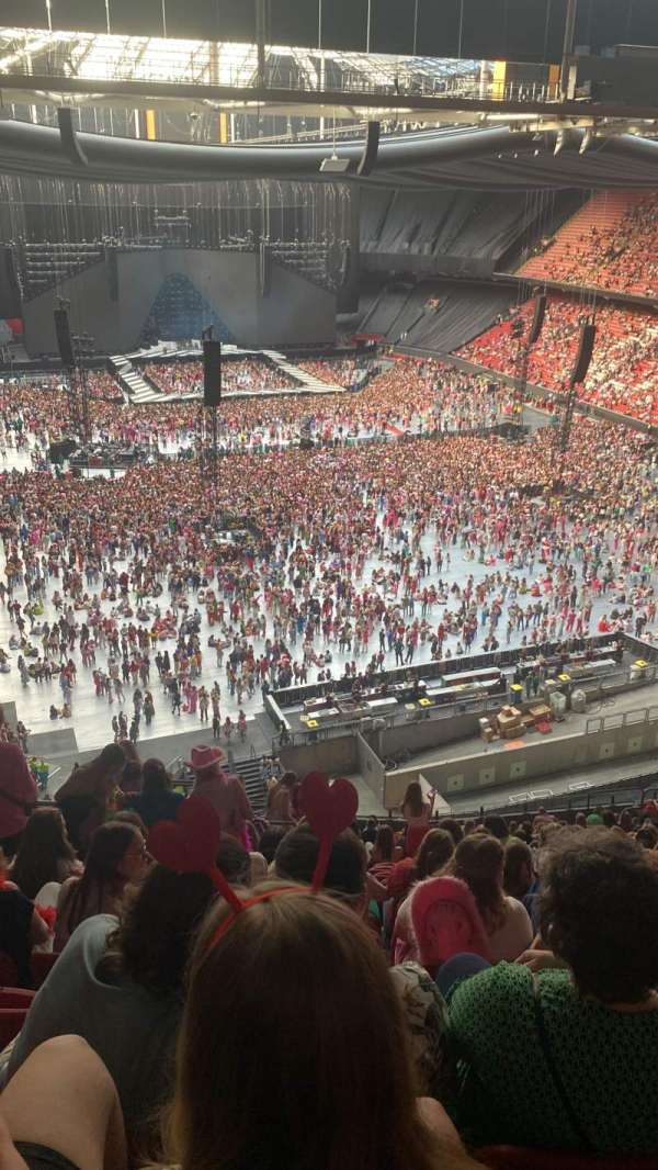 Johan Cruijff ArenA, section: 430, row: 25, seat: 313