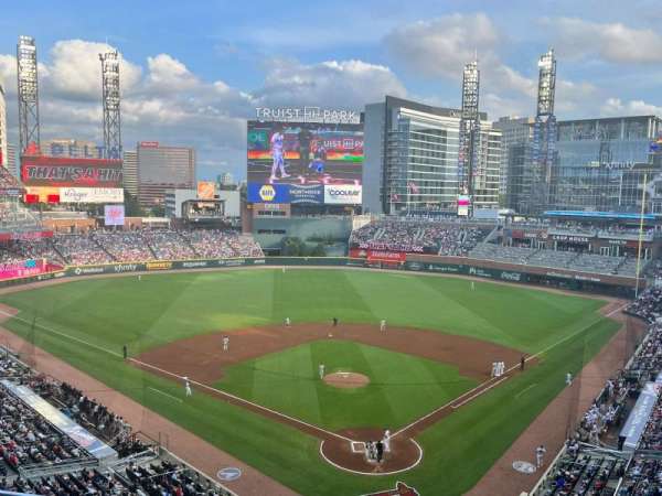 Truist Park, section: 326, row: 3, seat: 23