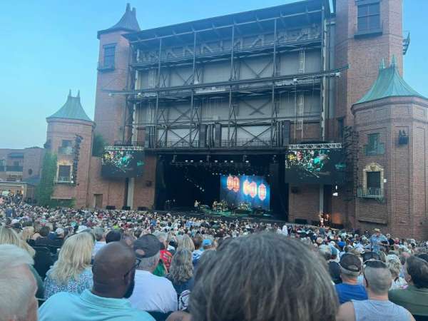 Starlight Theatre, section: Plaza 4, row: V, seat: 6