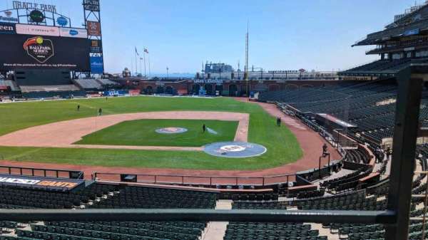 Oracle Park, section: 220, row: A, seat: 1
