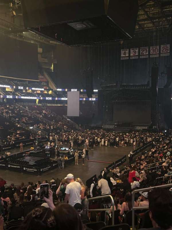 Prudential Center, section: 4, row: 21, seat: 4