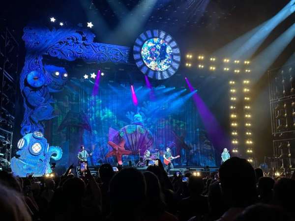 Jiffy Lube Live, section: Orchestra 2, row: T, seat: 29