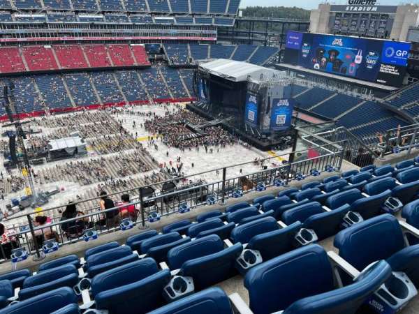 Gillette Stadium, section: 333, row: 12, seat: 12