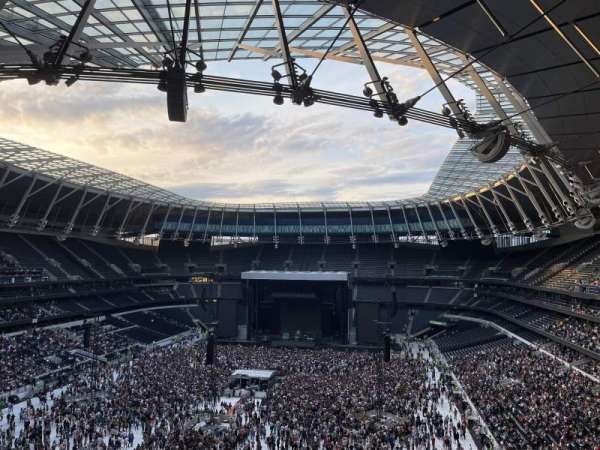 Tottenham Hotspur Stadium, section: 323, row: 61, seat: 156