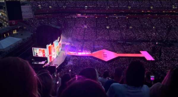 Raymond James Stadium, section: 333, row: X, seat: 17