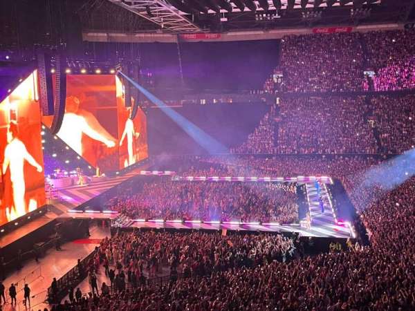 Johan Cruijff ArenA, section: 407, row: 2
