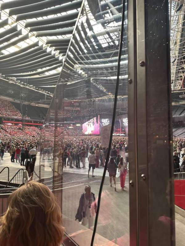 Johan Cruijff ArenA, section: 125, row: 4, seat: 10