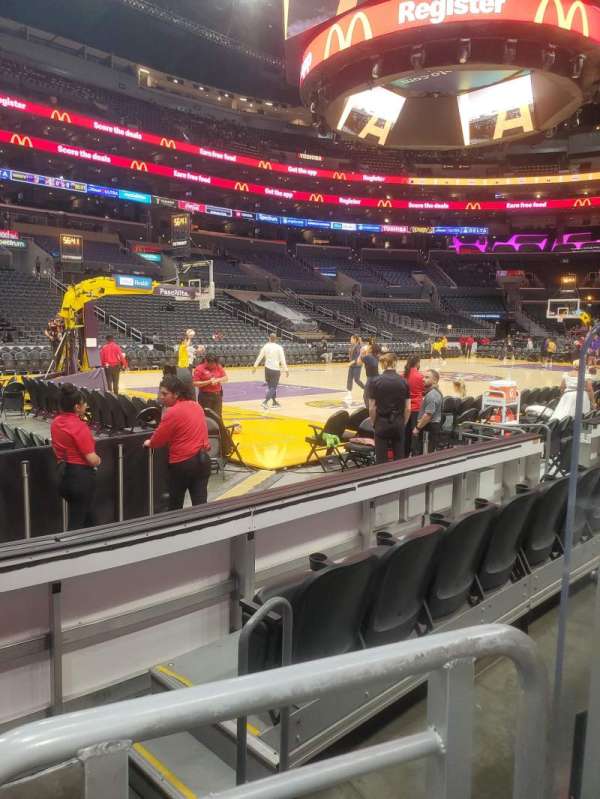 Crypto.com Arena, section: 104, row: 5, seat: 2