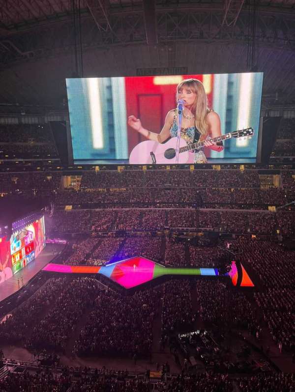 AT&T Stadium, section: 443, row: 1, seat: 9