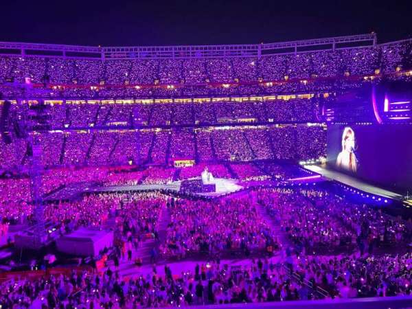 Levi's Stadium, section: C239, row: 1, seat: 3