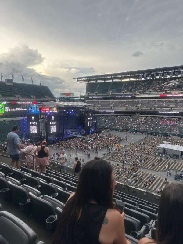 Lincoln Financial Field, section: C3, row: 14, seat: 16