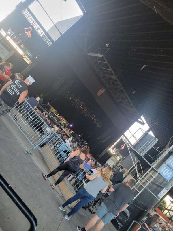 Credit Union 1 Amphitheatre, section: 206, row: MM, seat: 9