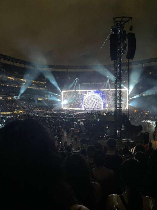 MetLife Stadium, section: 123, row: 20, seat: 16