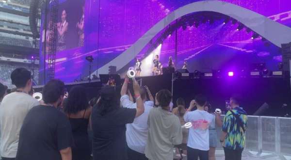 MetLife Stadium, section: Floor 2, row: 10, seat: 1