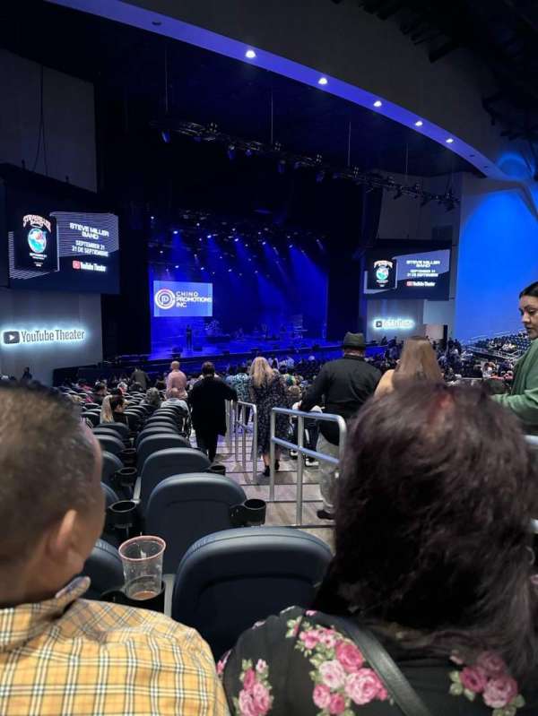 YouTube Theater, section: 101, row: X, seat: 22