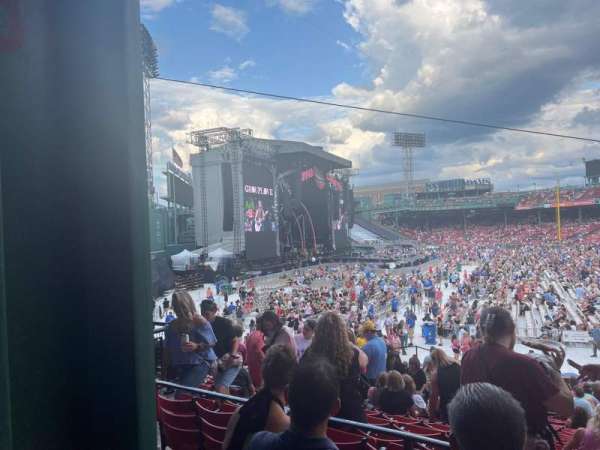 Fenway Park, section: Grandstand 31, row: 3, seat: 17