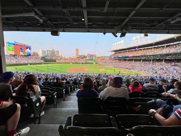 Wrigley Field, section: 212, row: 10, seat: 1