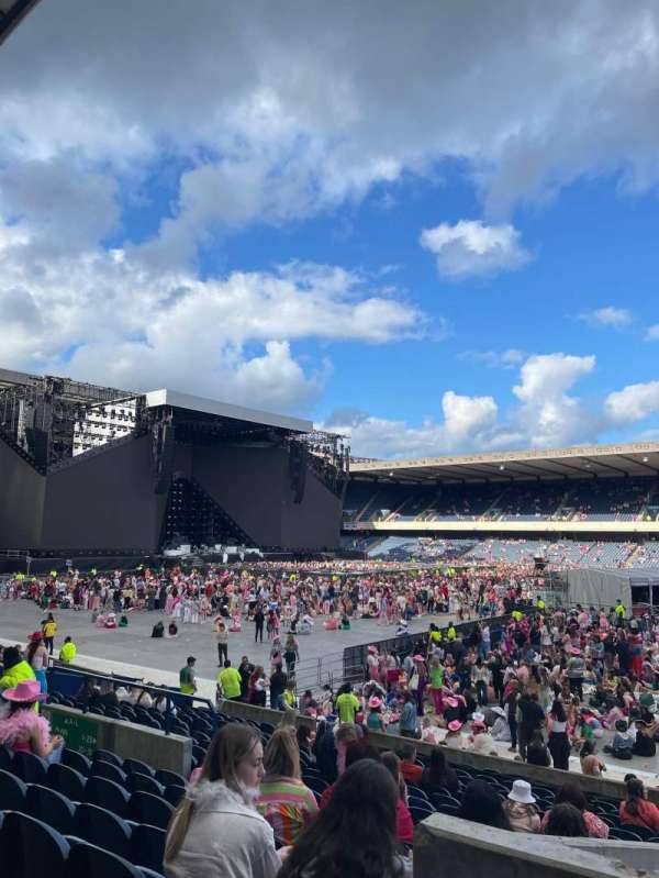 Murrayfield Stadium, section: W15, row: U, seat: 16