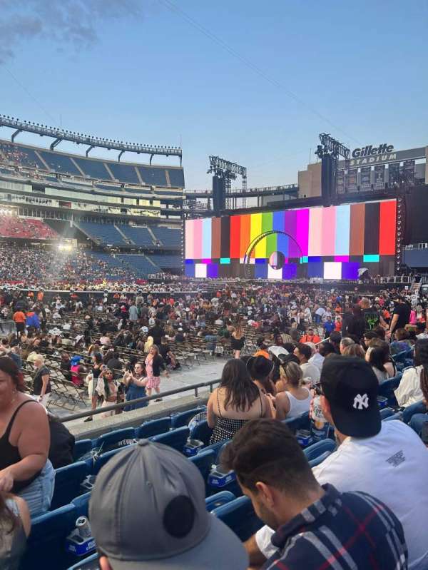 Gillette Stadium, section: 134, row: 6, seat: 20