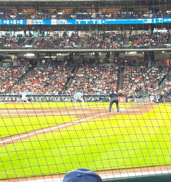 Daikin Park, section: 106, row: 3, seat: 5
