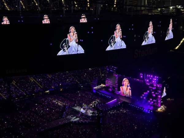 SoFi Stadium, section: 534, row: 18, seat: 12
