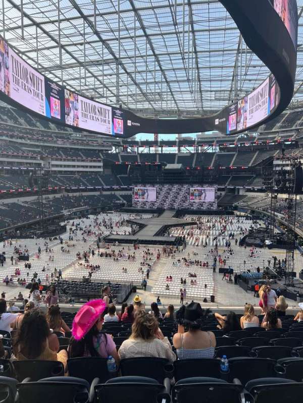 SoFi Stadium, section: 234, row: 16, seat: 13