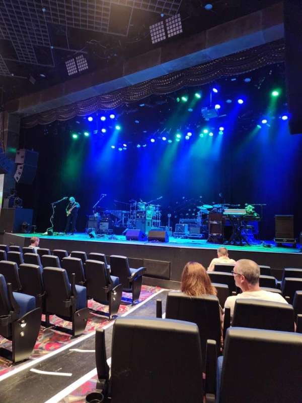 Borgata Music Box, section: 300 Lower, row: G, seat: 302