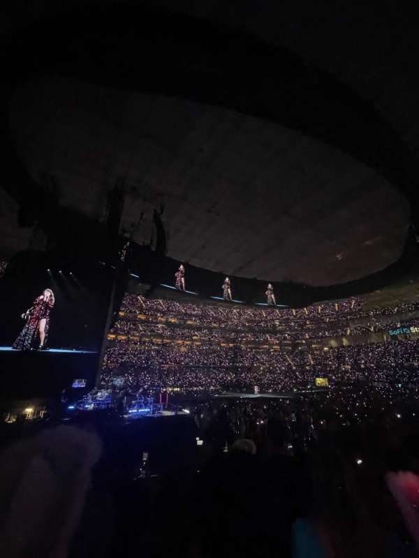 Sofi Stadium, section: c108, row: 6, seat: 16