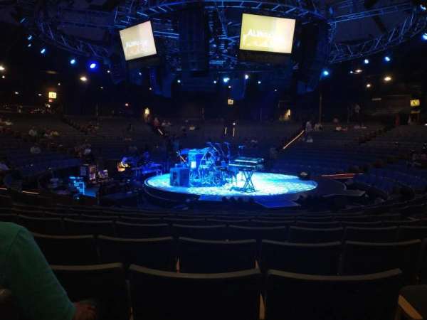 Flagstar at Westbury Music Fair, section: F, row: L, seat: 13