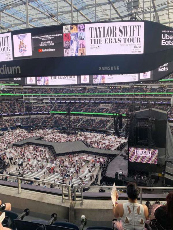 SoFi Stadium, section: 301, row: 4, seat: 9