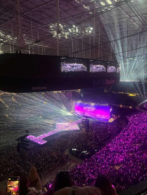 SoFi Stadium, section: 436, row: 3, seat: 3